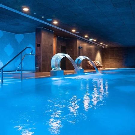 Brand New - Massive Studio - E1 - Self Catering Гибралтар Екстериор снимка