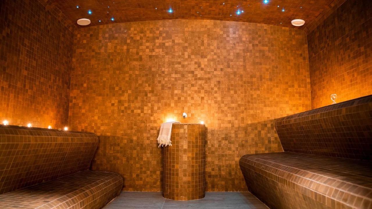 Brand New - Massive Studio - E1 - Self Catering Гибралтар Екстериор снимка